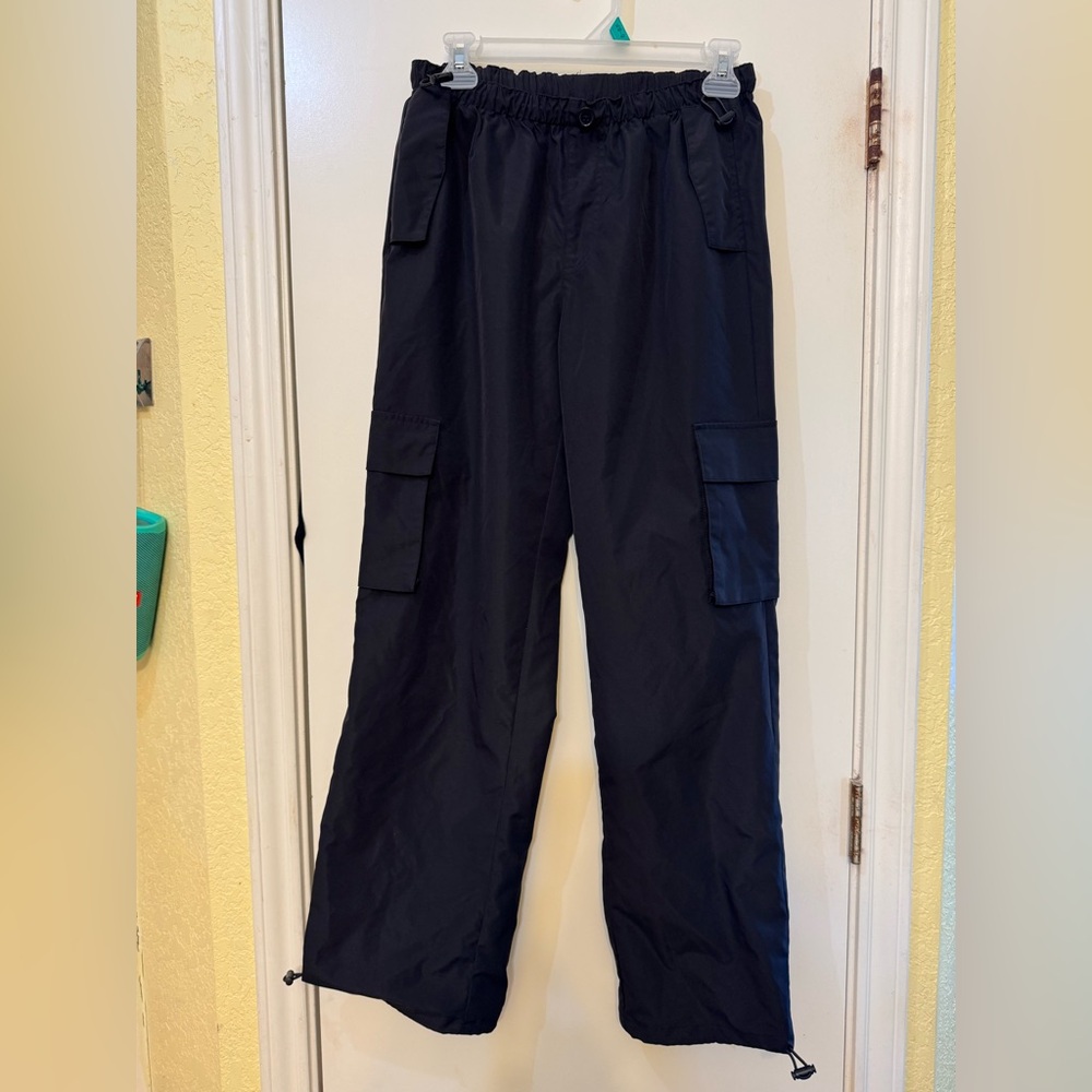 Wide leg pants